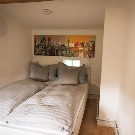 Karowlina Cozy House 1-4 Person בית נופש
