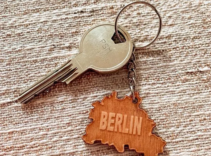 Karowlina Cozy House 1-4 Person *